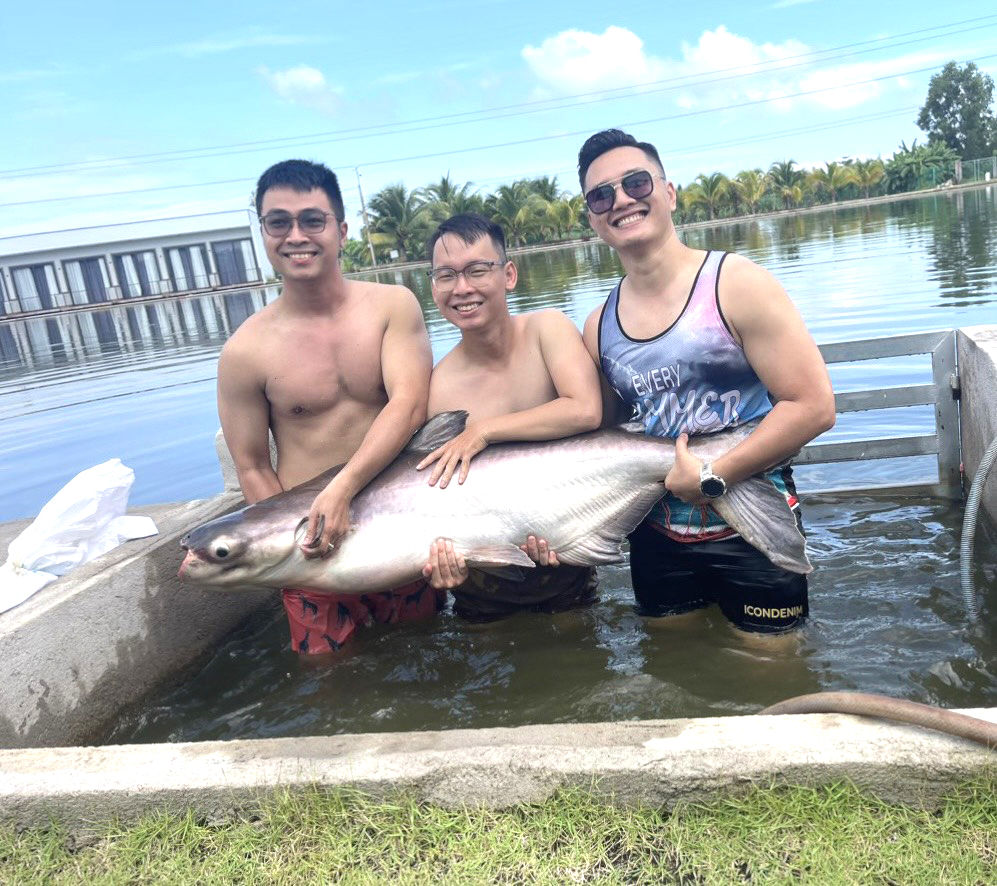 Bull-Arena-Fishing-Park