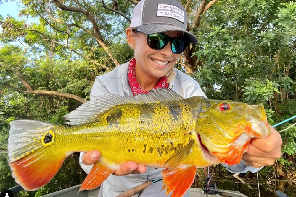 The-emperor-fish-peacock-bass-viet-nam-fishing-tous-trips-Cichla-ocellaris-2