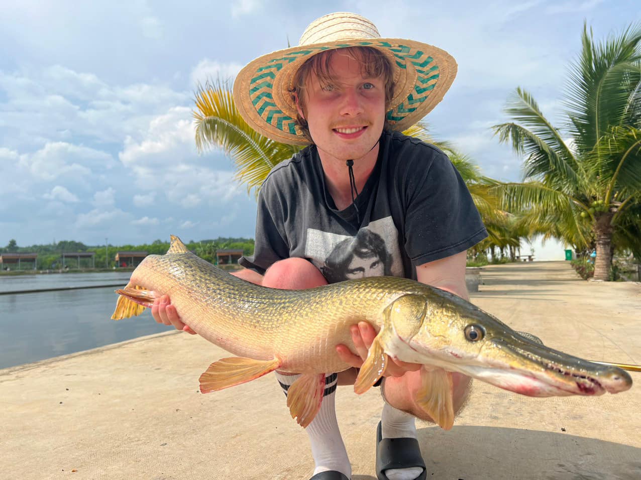Alligator Gar viet nam Fishing tours trips bull are na (3)