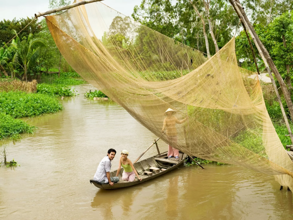 Viet-Nam-Fishing-tours-mekong-river