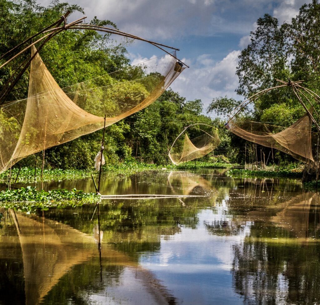 Viet-Nam-Fishing-tours-mekong-river-22