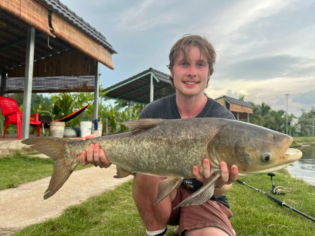 Asian Carp-Bull-arena-fishing-park-viet-nam-fishing-tours-trips090