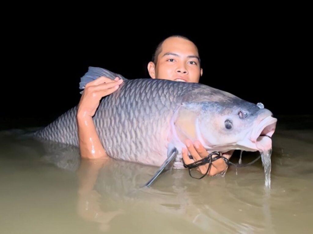 Northern Vietnam-Adventure-Fishing-Tour-ha-noi-ninh-binh-ha-long-bay-bac-kan-ba-be-lake-ha-giang