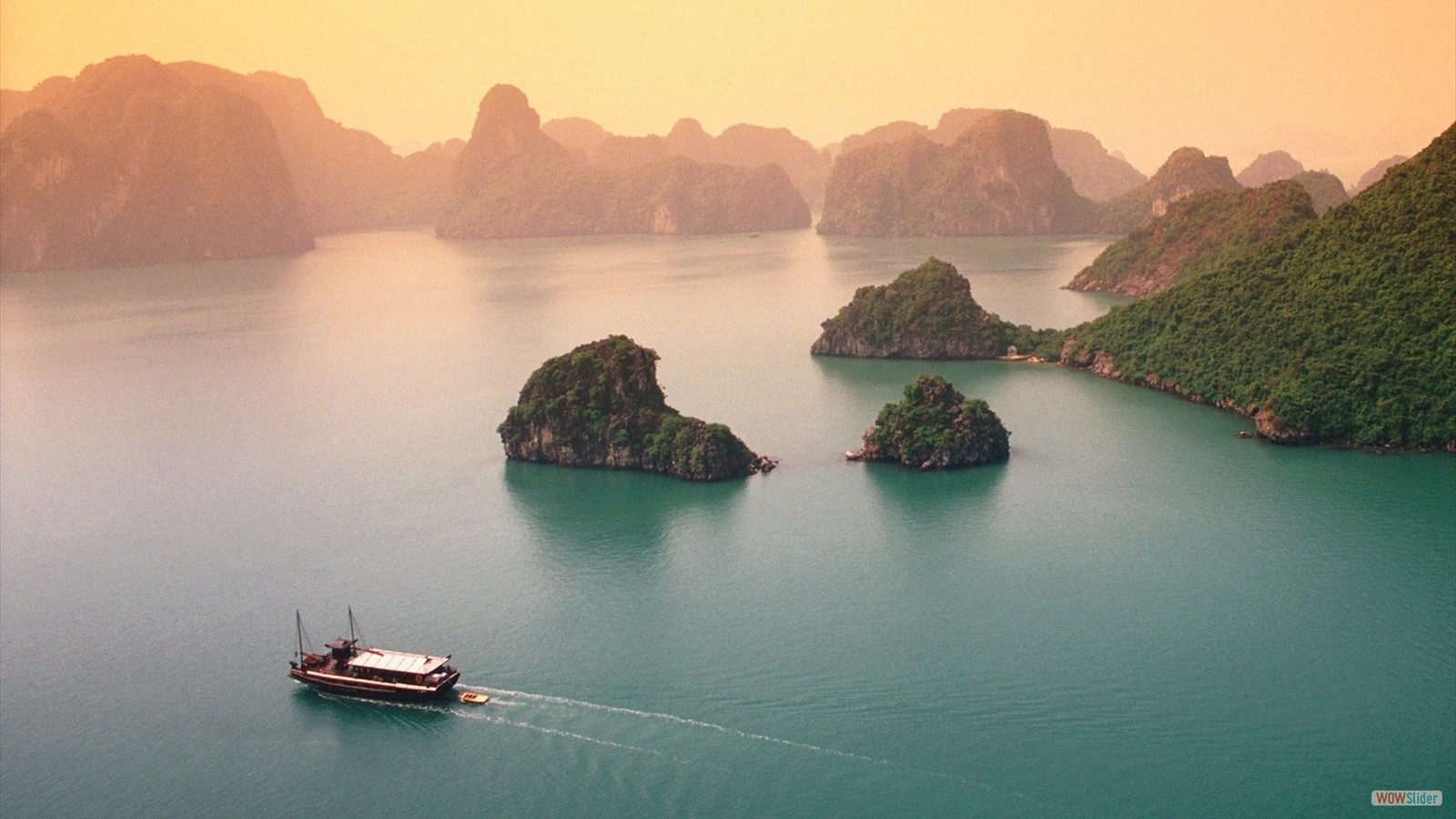 North - Central Vietnam Fishing Tours Trips-ha long bay