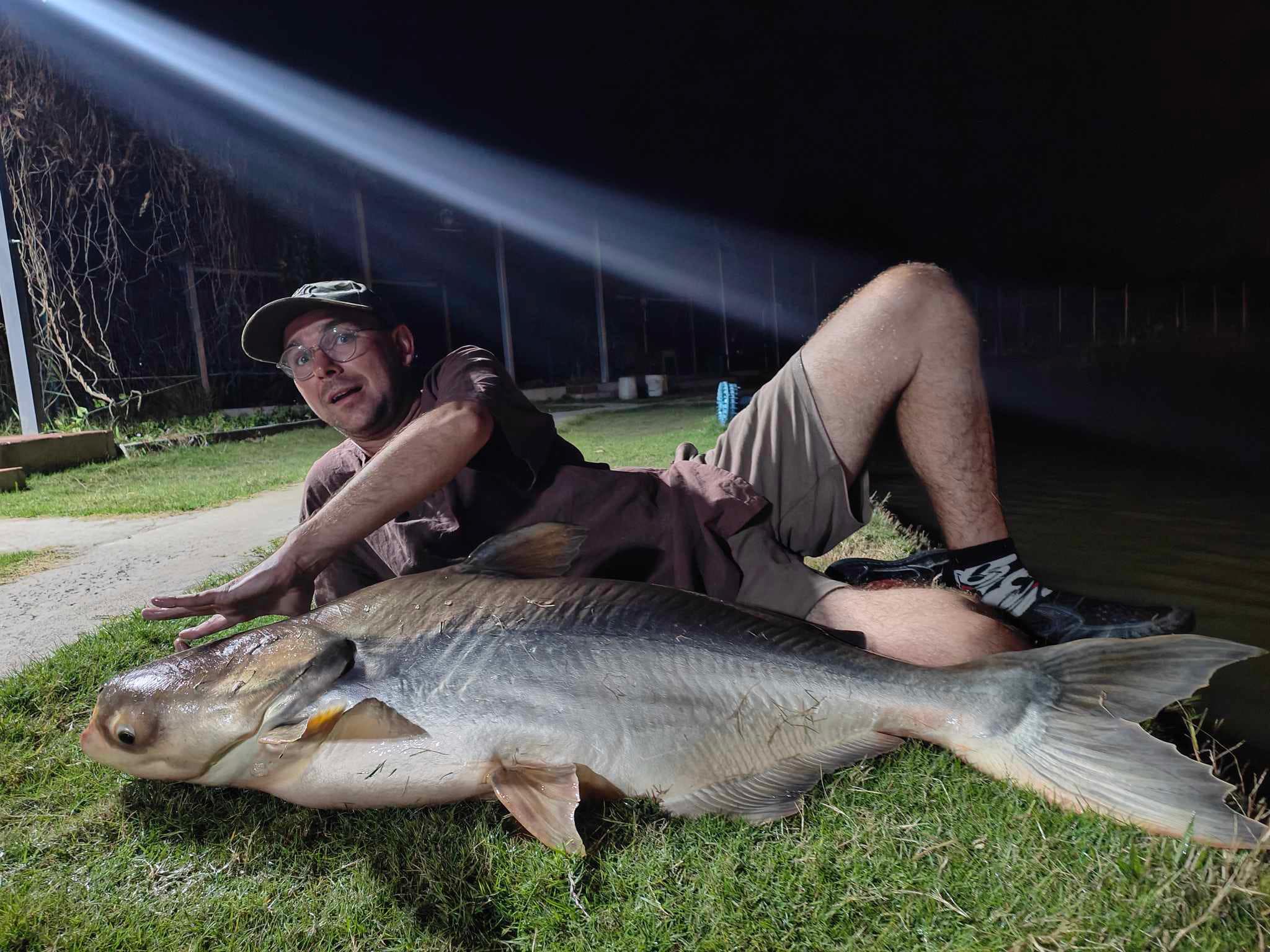 bull arena ba ria vung tau tphcm Vietnam Fishing Tours Trips-5678