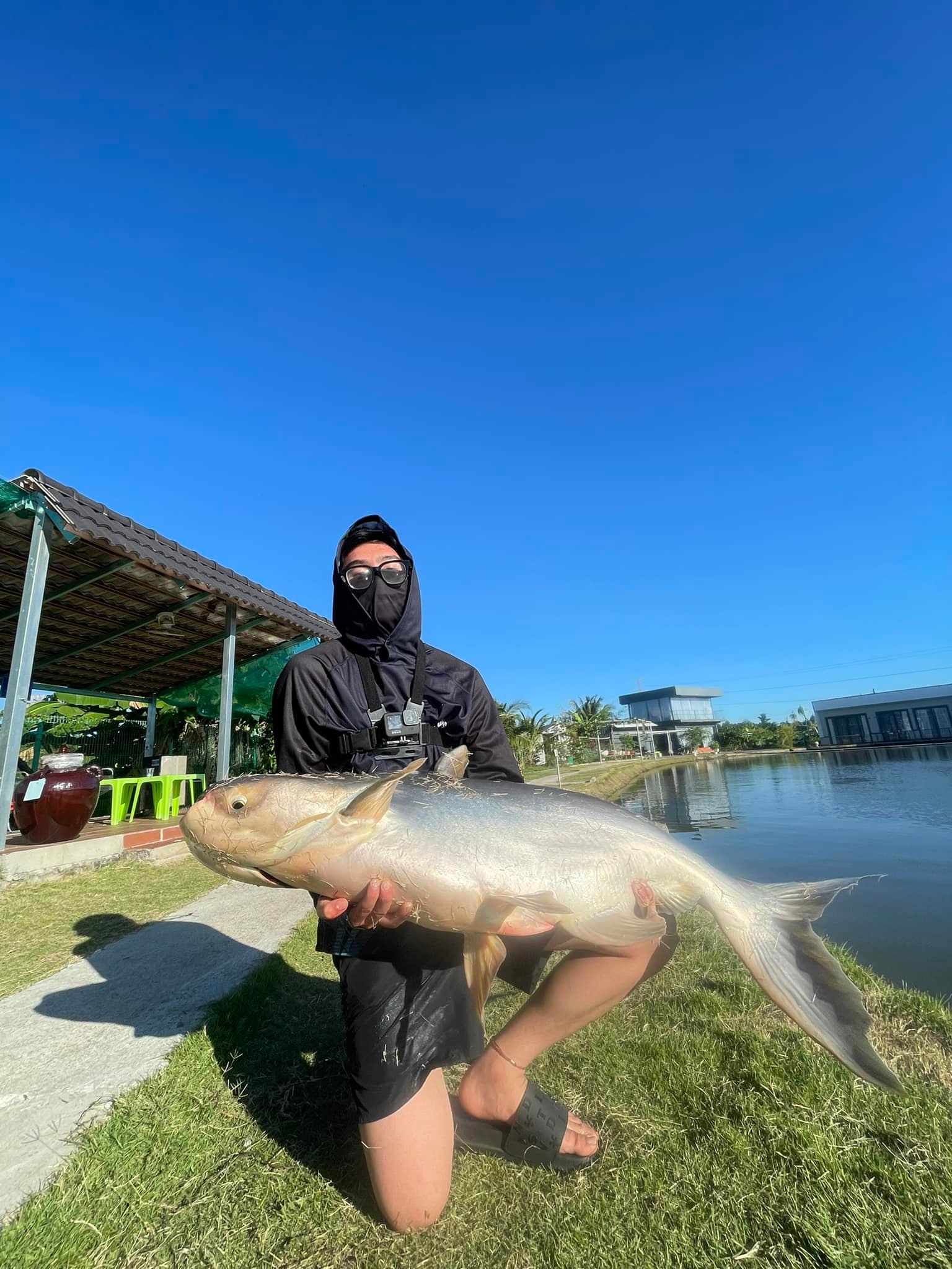 bull-arena-fishing-lake-park-vietnam-fishing-tour-trip-travel-adventure-new-year-2026