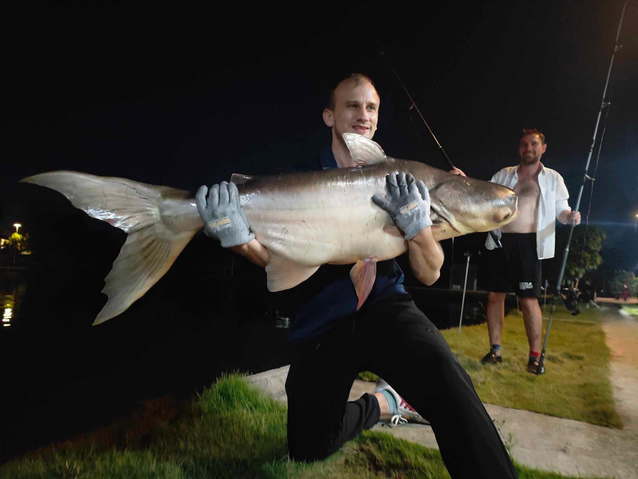 bull-arena-fishing-park-Lunnar-New-Year-2026-vietnam-fishing-tour-trip-travel-adventure-angler-lure-fly-1899
