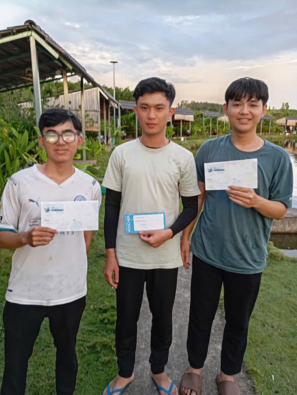 bull-arena-fishing-park-lake-viet-nam-fishing-tour-trip-lure-catching