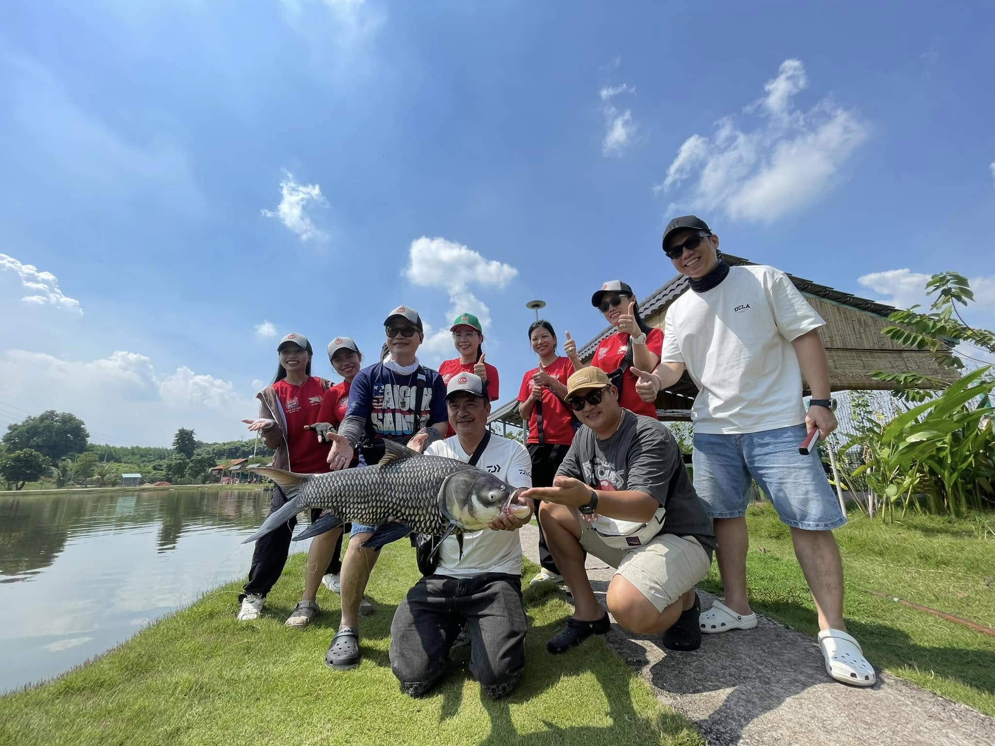 bull-arena-fishing-park-lake-vietnam-fishing-tour-trip-travel-adventure-new-year-2026