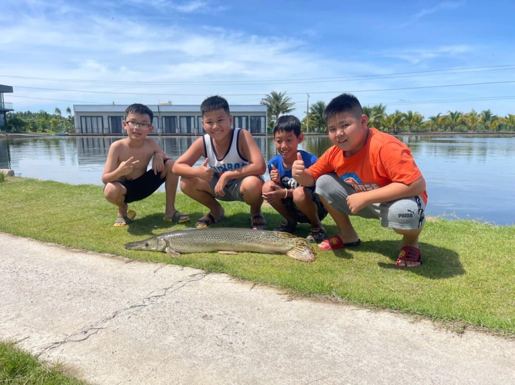 bull-arena-fishing-park-viet-nam-tour-trip-adventure-travel-family-fun-reward-cash-1112