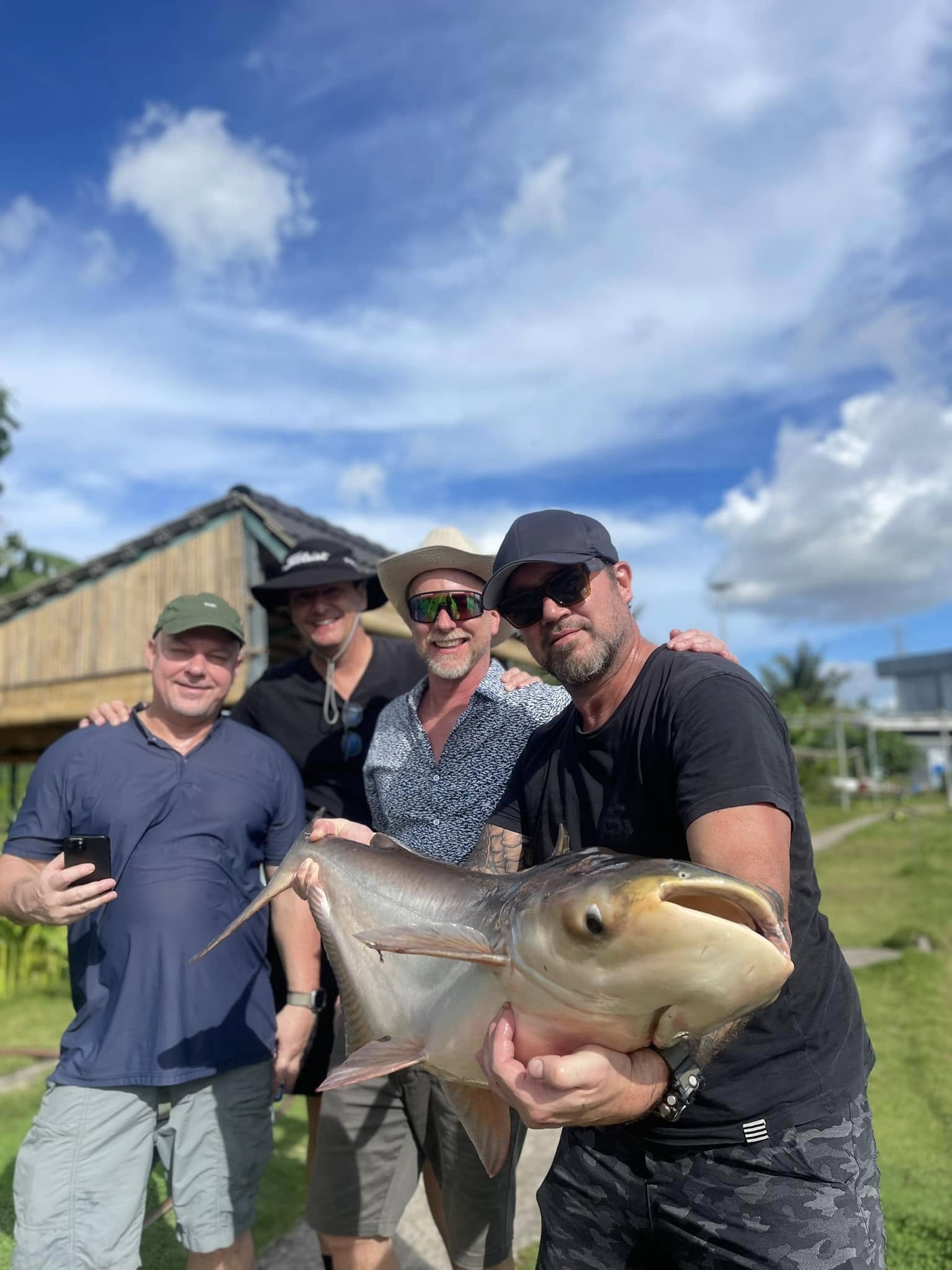 bull-arena-fishing-park-viet-nam-tour-trip-adventure-travel-family-fun-reward-cash-2