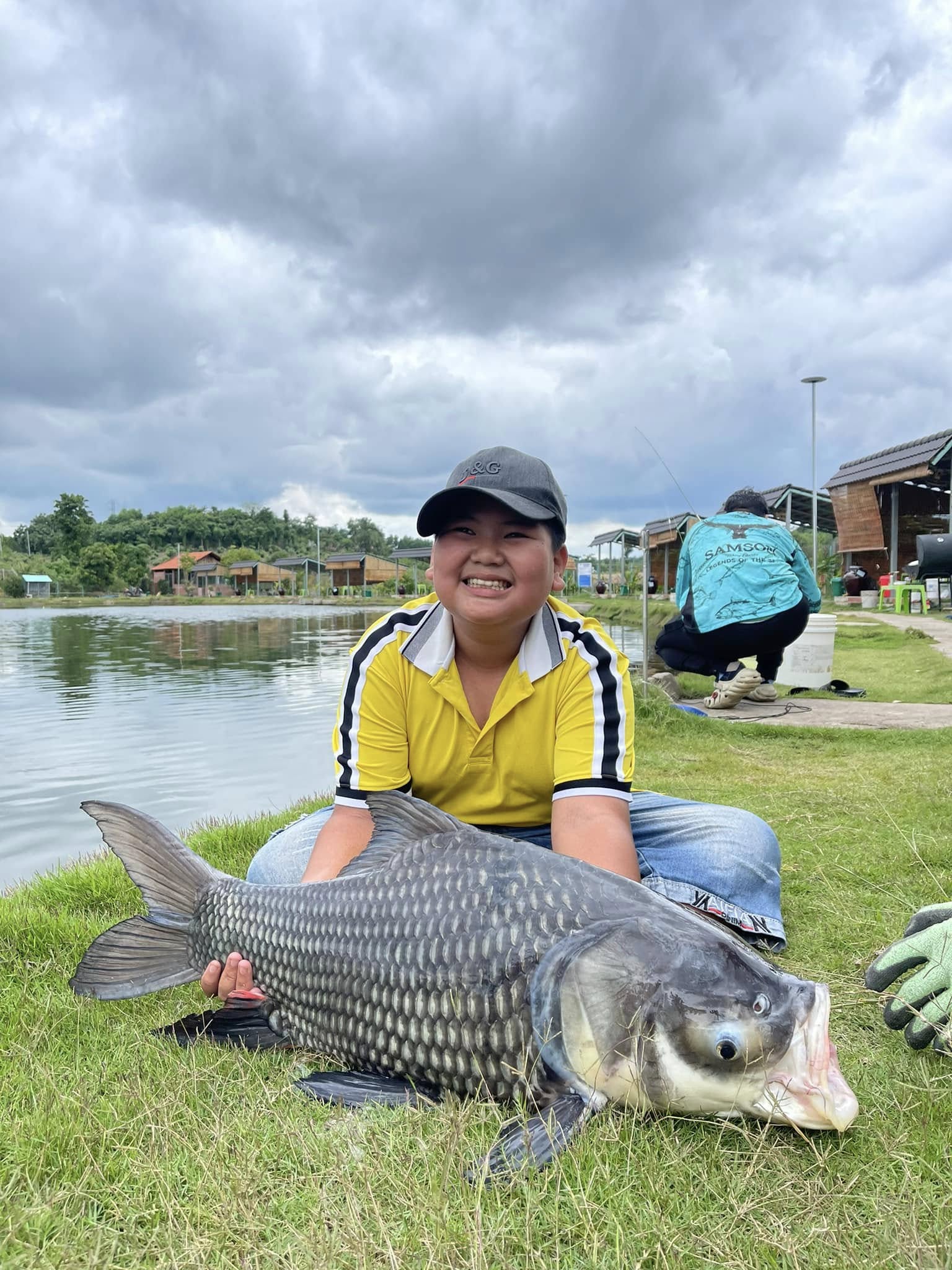 bull-arena-fishing-park-viet-nam-tour-trip-adventure-travel-family-fun-reward-cash-3