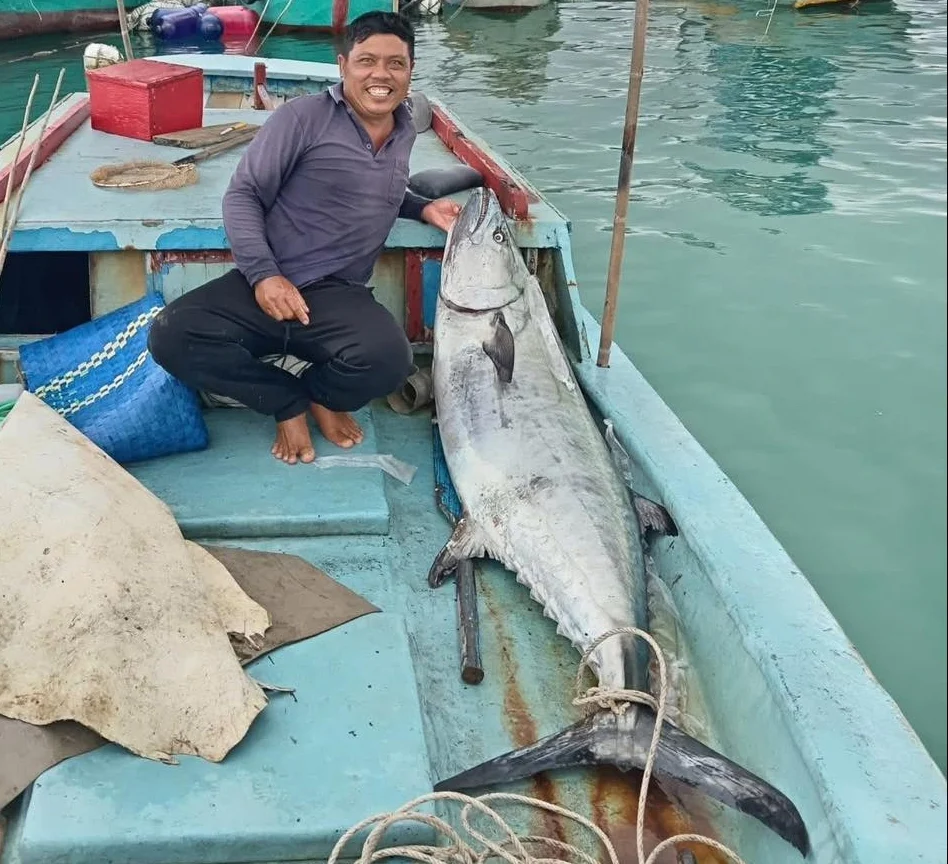 con-dao-tphcm-viet-nam-fishing-tour-trip-adventure-family-389