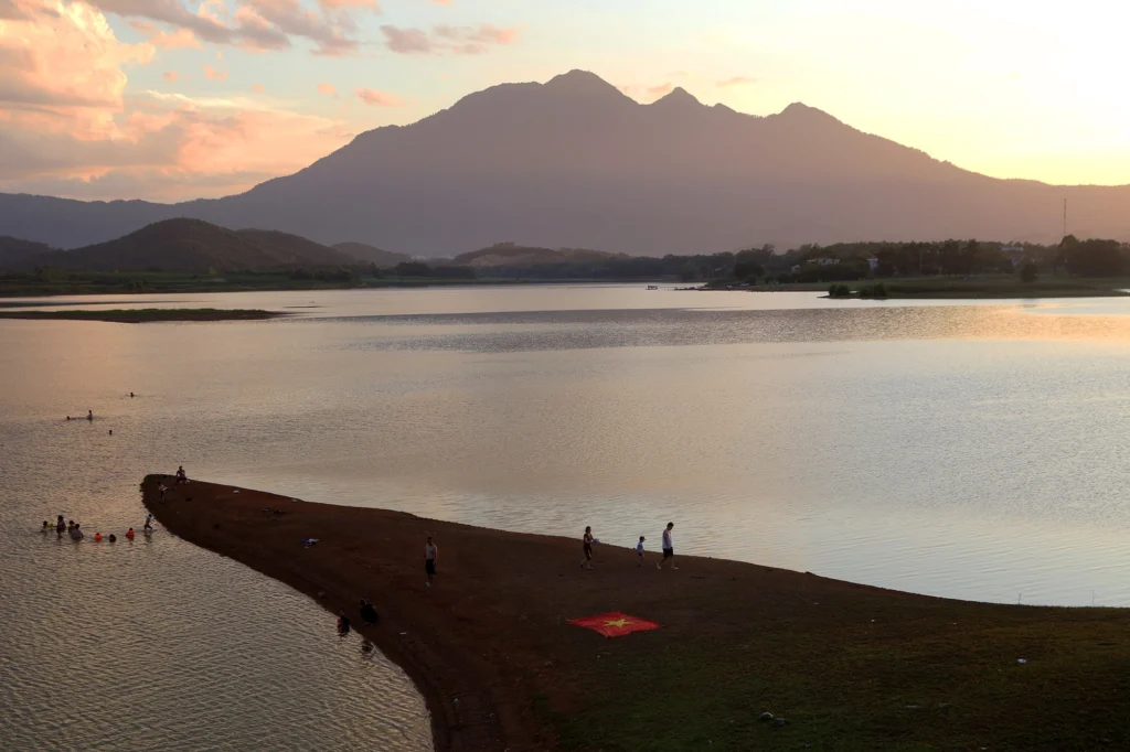 dong-mo-lake-viet-nam-fishing-tour-trip-adventure-2