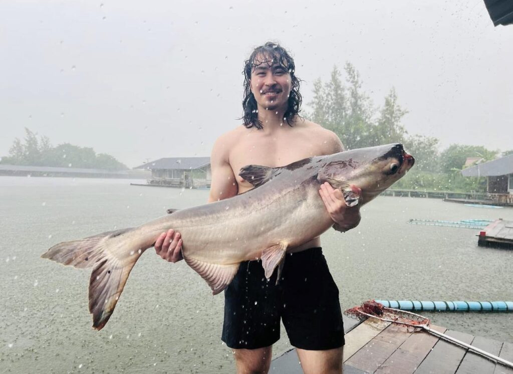 happy-new-year-2026-bungsamran-fishing-park-lake-bangkok-thailand-vietnam-fishing-tour-trip-travel-adventure-1