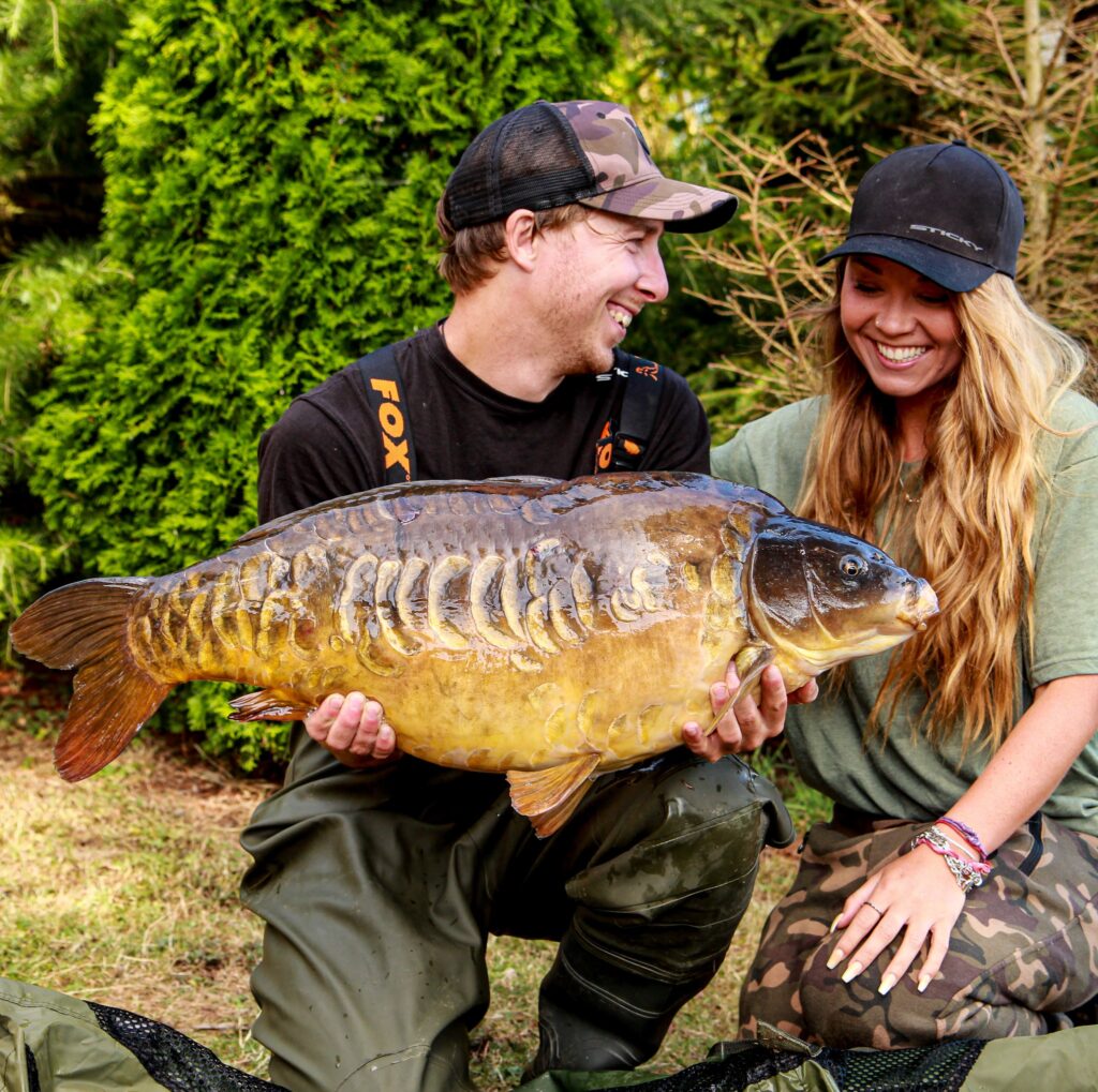 romantic-valentines-gifts-viet-nam-fishing-tour-trip-travel-angler-lure-fly-2