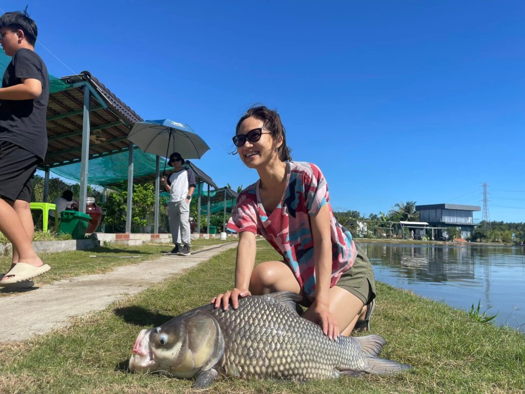 romantic-valentines-gifts-viet-nam-fishing-tour-trip-travel-angler-lure-fly-2456