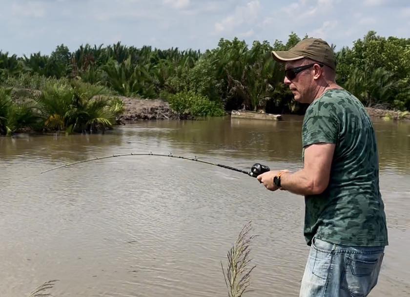 barramundi-fishing-catching-vietnam-trip-tour-travel-summer-2026-4