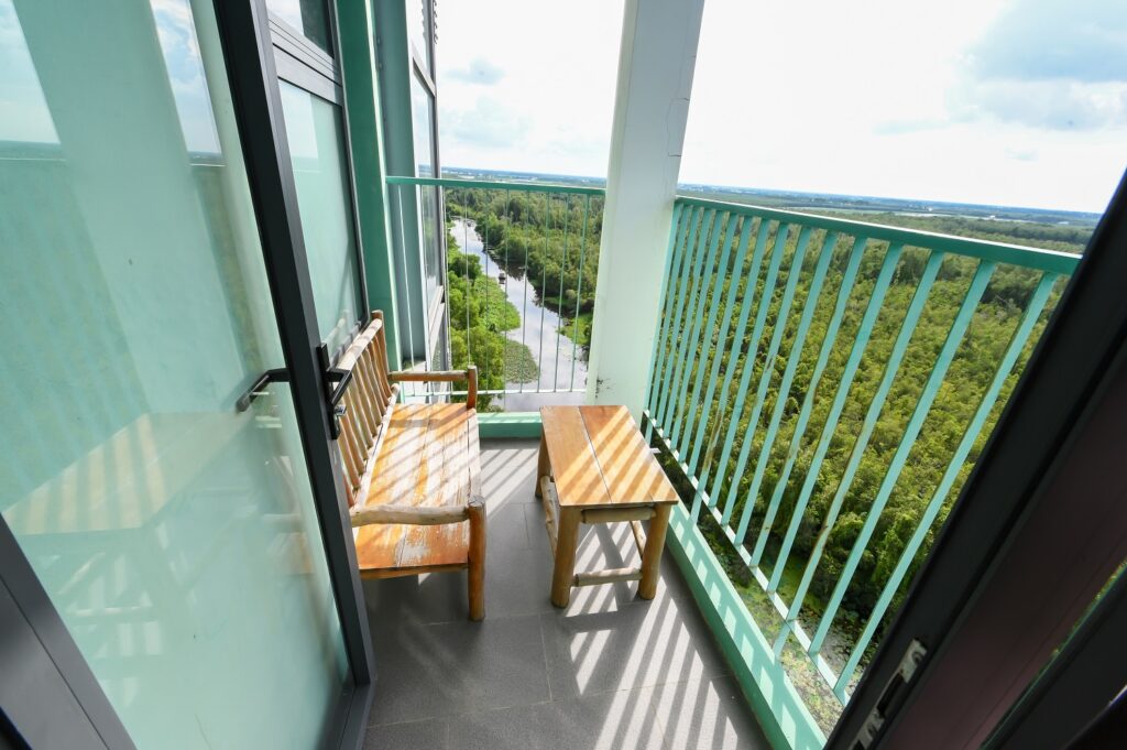 tan-lap-floating-village-vietnam-fishing-tour-trip-travel-angler-lure-flyfishing-summer-2026-room