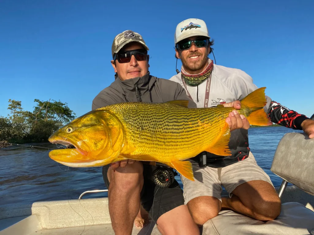 the-fishing-golden-dorado-vietnam-fishing-tour-trip-travel-angler-fisherman-catching-lure-flyfishing