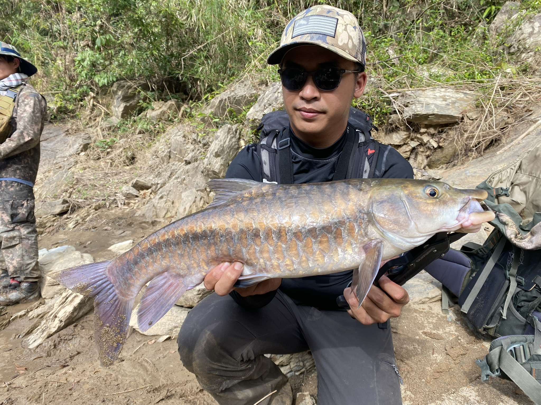 Stracheyi Mahseer-blue-mahseer-Pro-Fishing-Team-national-vietnam-fishing-tours-trips-travel-anglers-lure-fly-summer