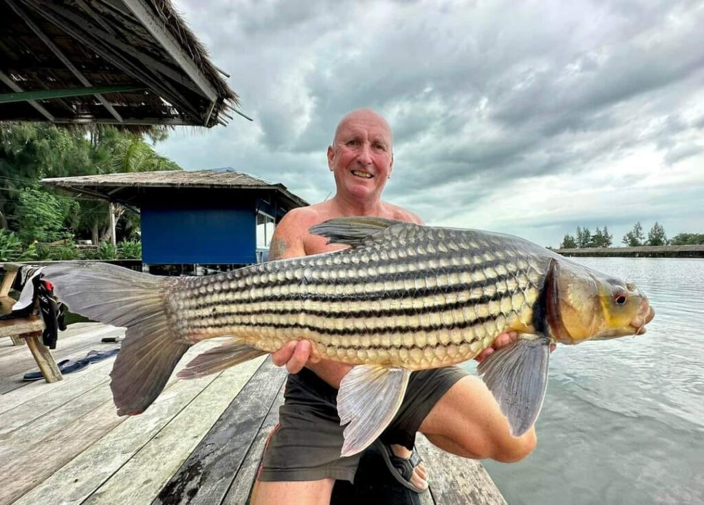 bungsamran-bangkok-thailand-vietnam-fishing-tour-trip-travel-anglers-summer-2026-businessmen-businesswoman-275