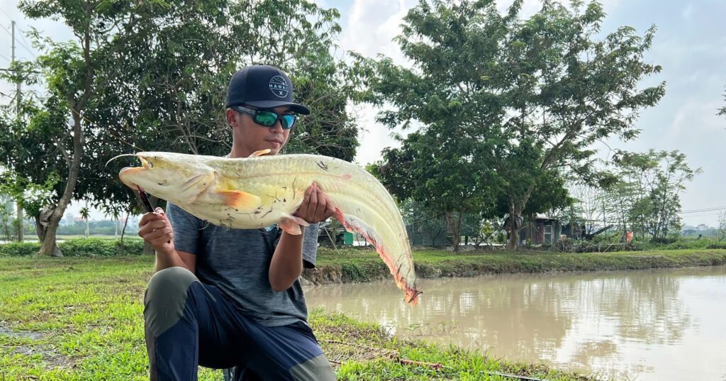 hanoi-viet-nam-fishing-tour-trip-travel-anglers-summer-2026-businessmen-woman-2