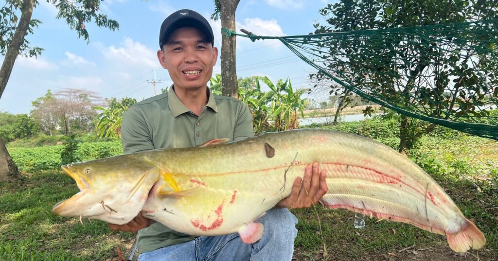 hanoi-viet-nam-fishing-tour-trip-travel-anglers-summer-2026-businessmen-woman-260