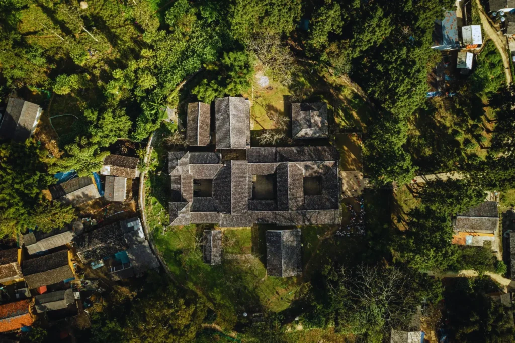 the majestic Hmong King’s Palace
