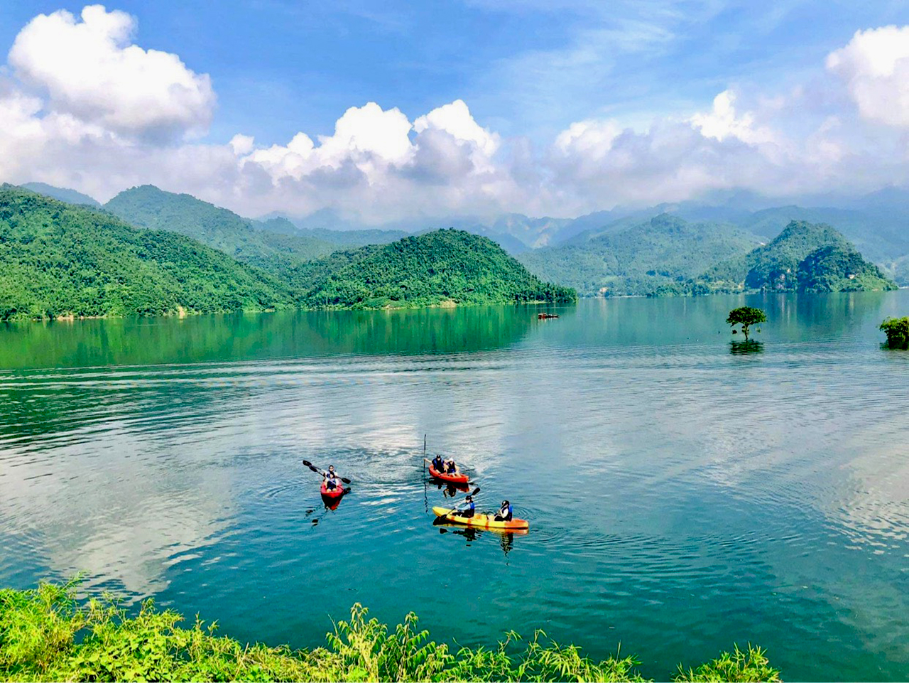 Hoa Binh Reservoir