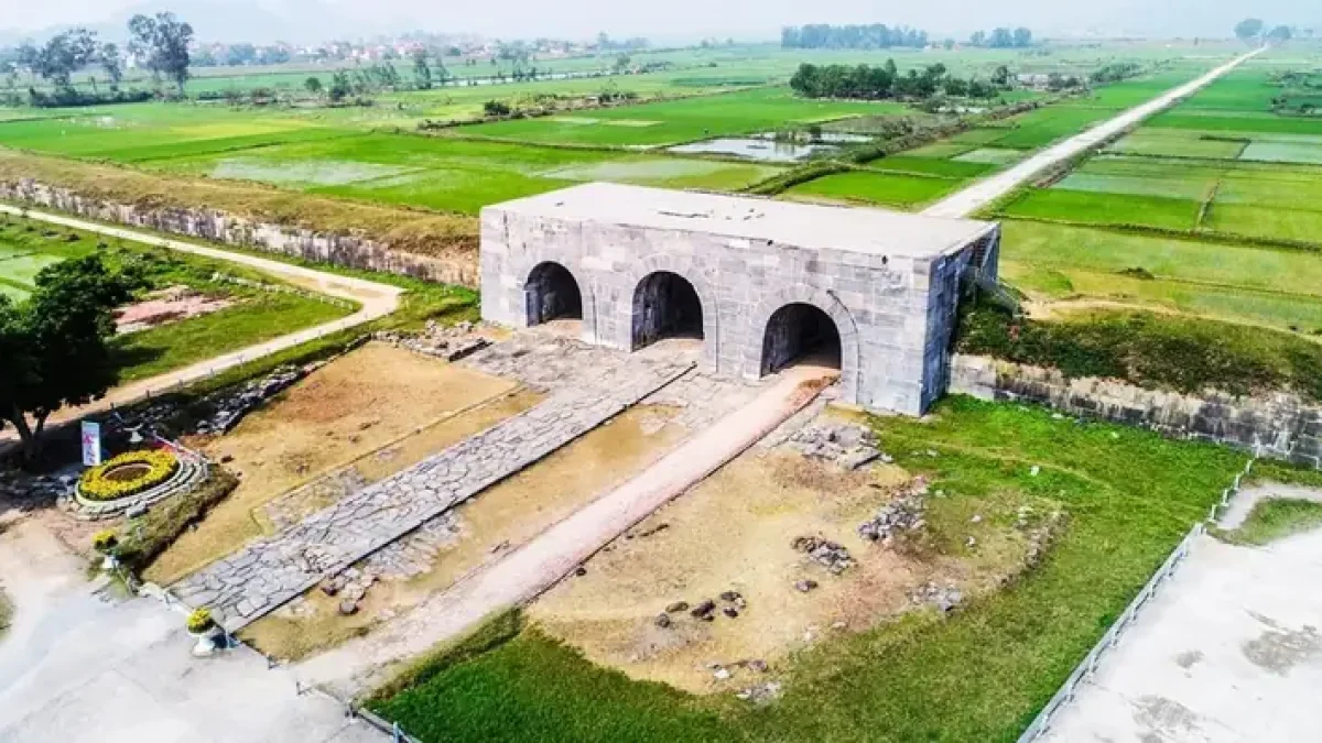 Ho Dynasty Citadel
