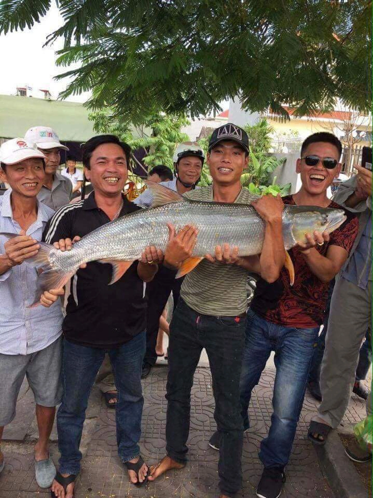 fishing-in-hai-phong-city-vietnam-tours-trips-travel-anglers