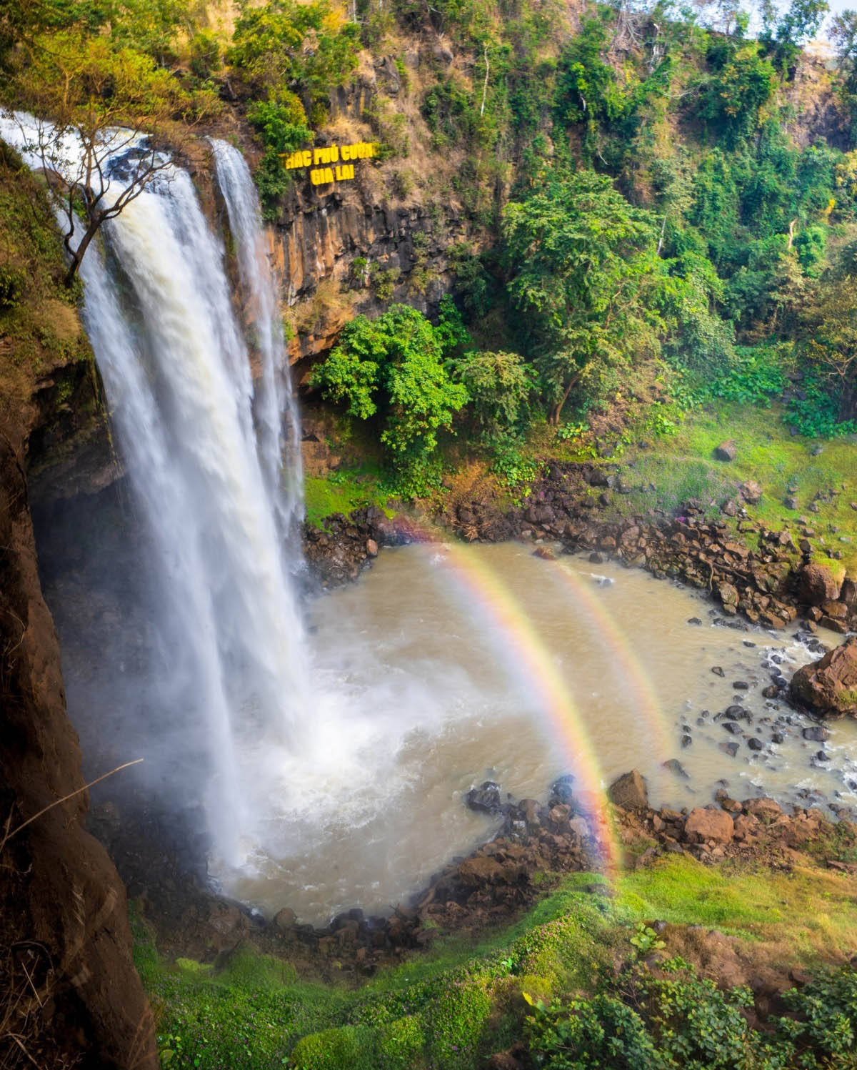 Phu Cuong Waterfall