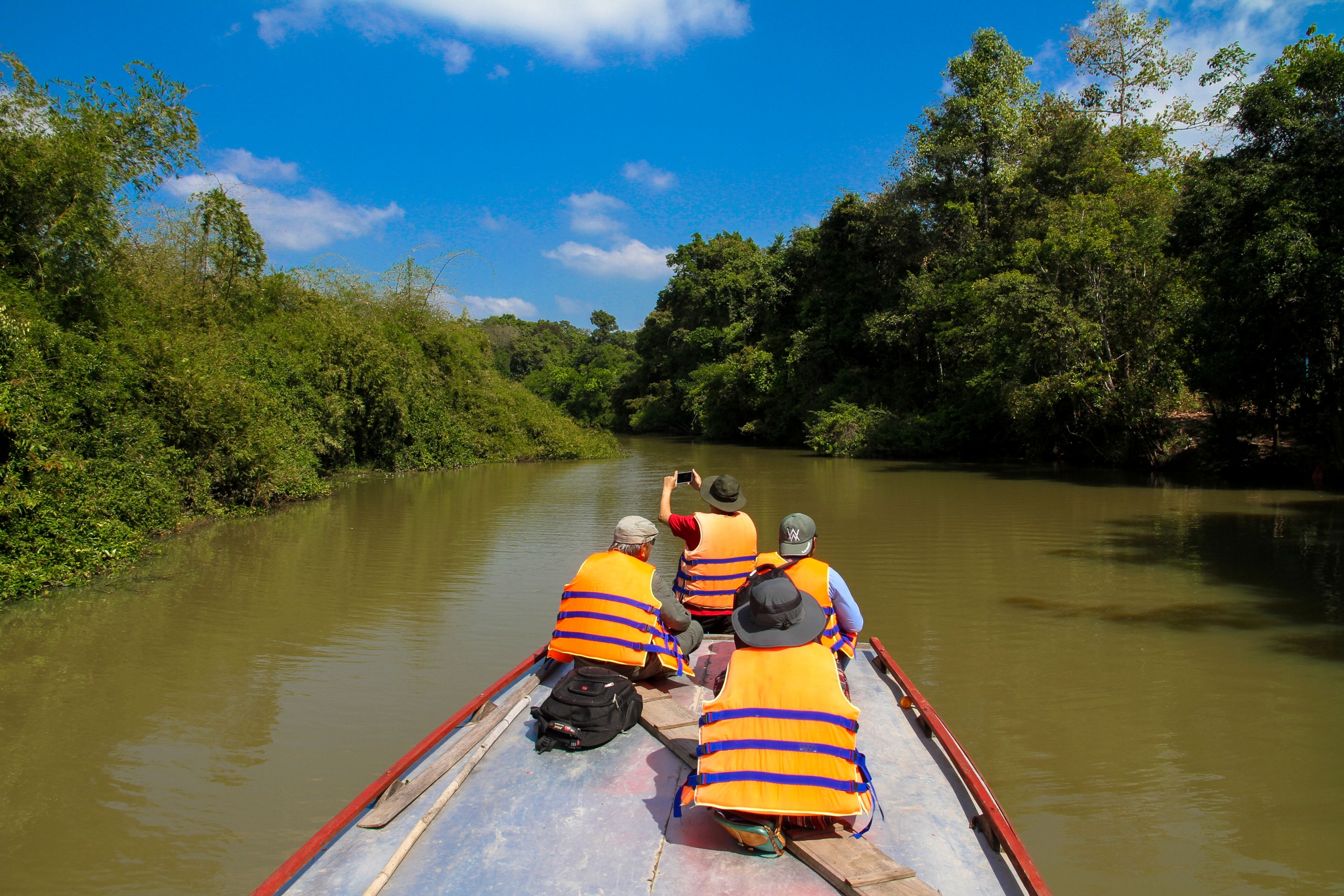 vietnam-fishing-tours-trips-travel-anglers-Tay-Ninh-province-vam-co-dong-river-2