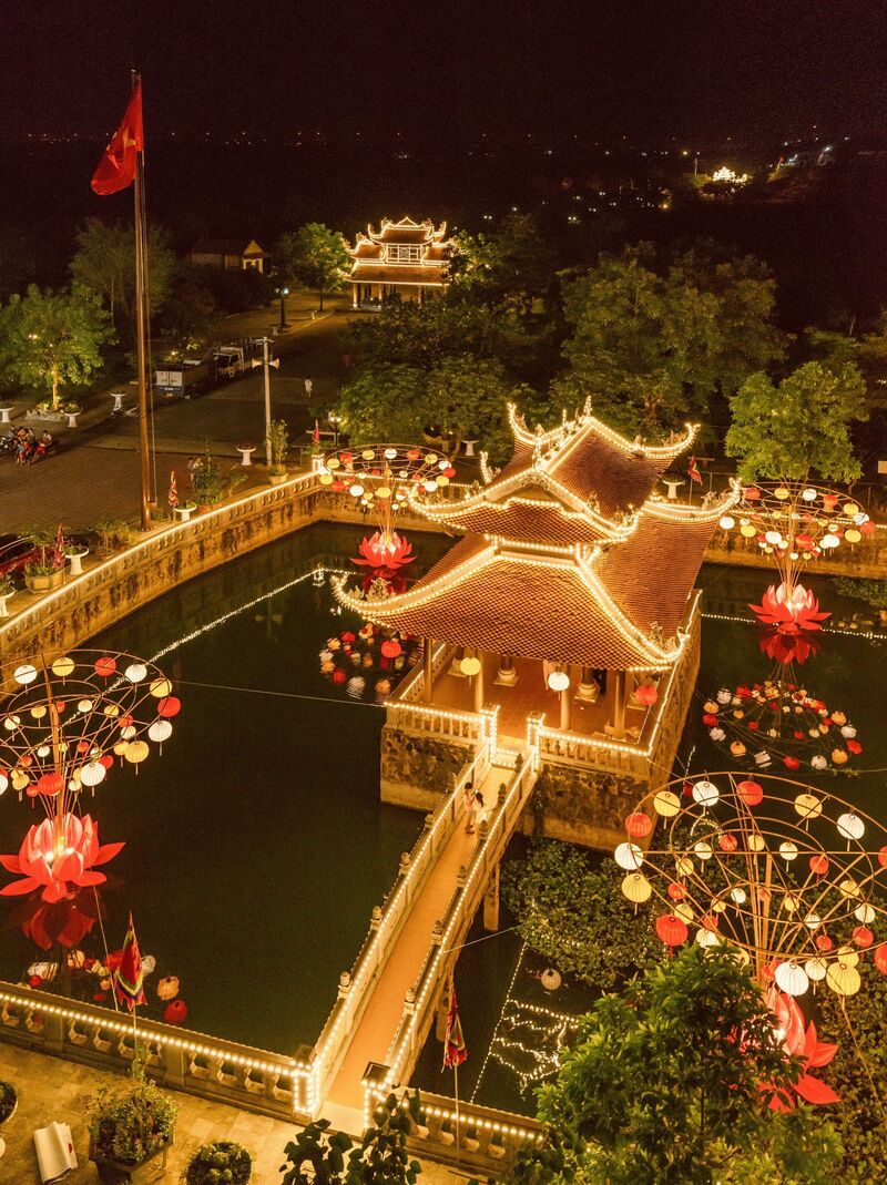 Lanh Giang Temple.