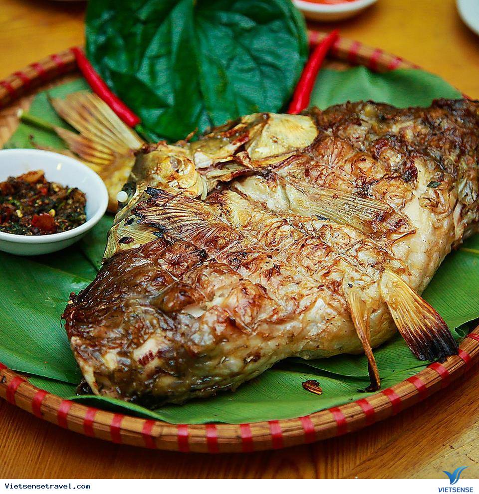 Pa Pinh Top (Grilled Mountain Fish)