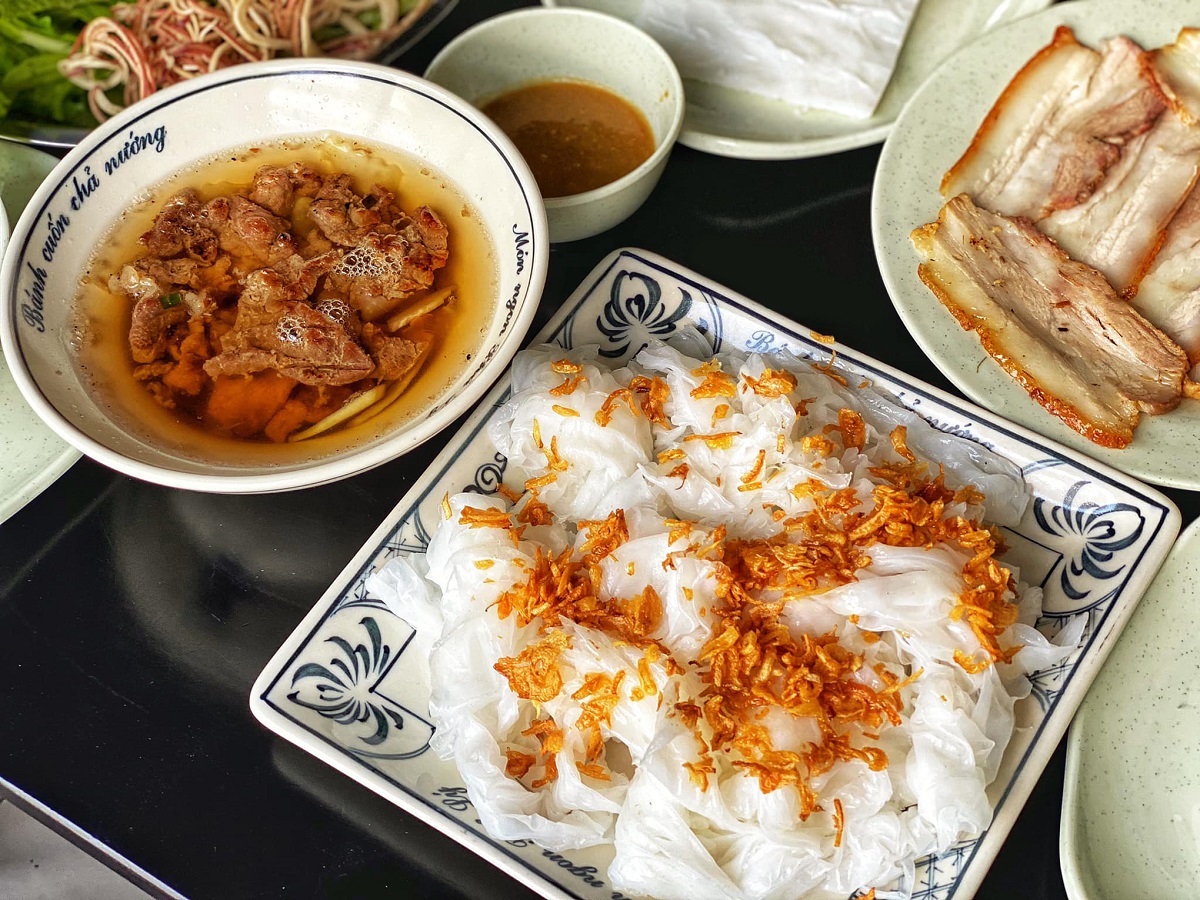 Phu Ly Steamed Rice Rolls