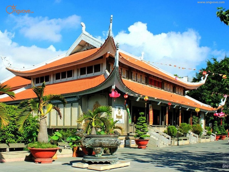 Vinh Nghiem Pagoda