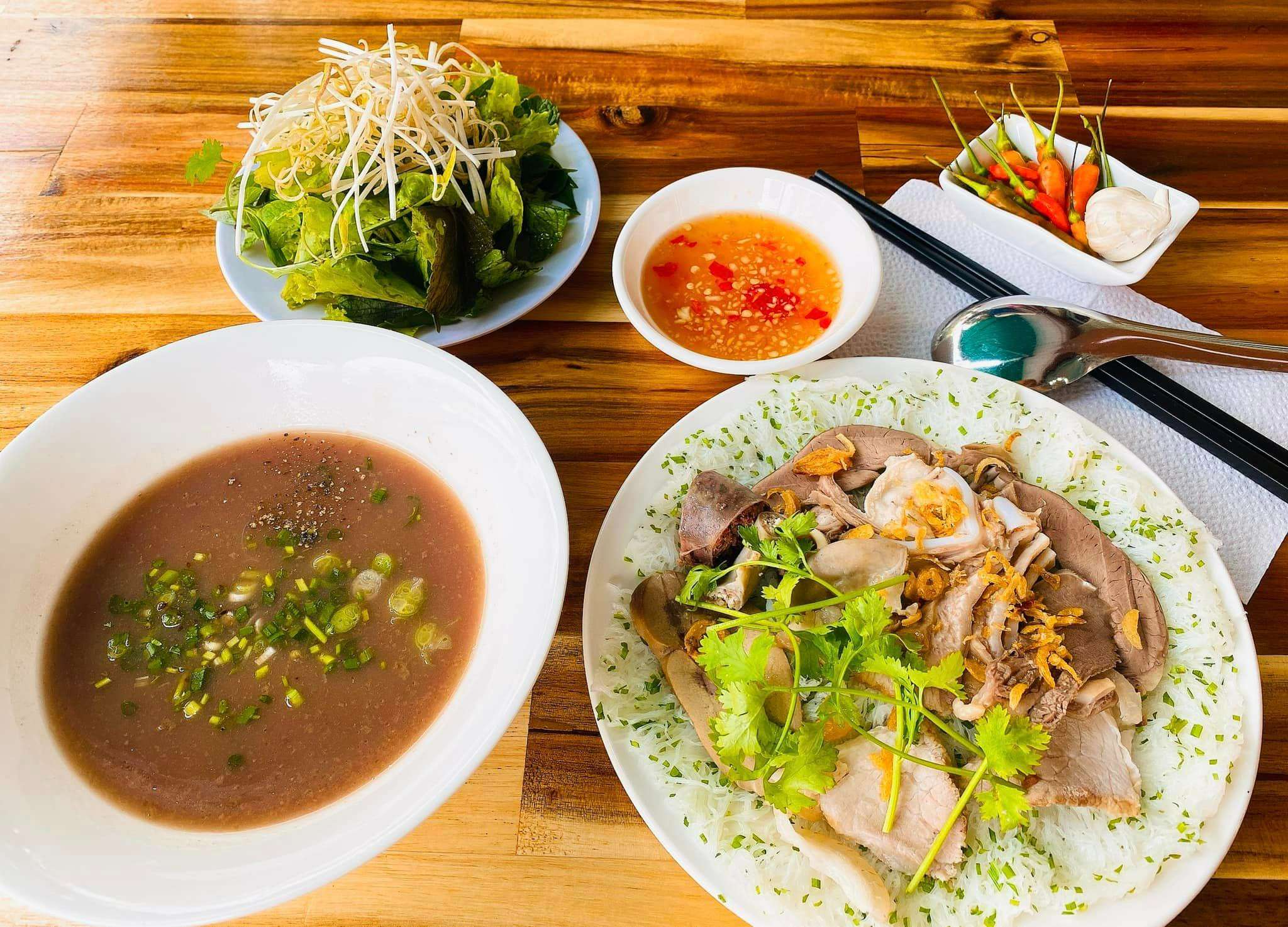 Bánh Hỏi Lòng Heo, Bình Định