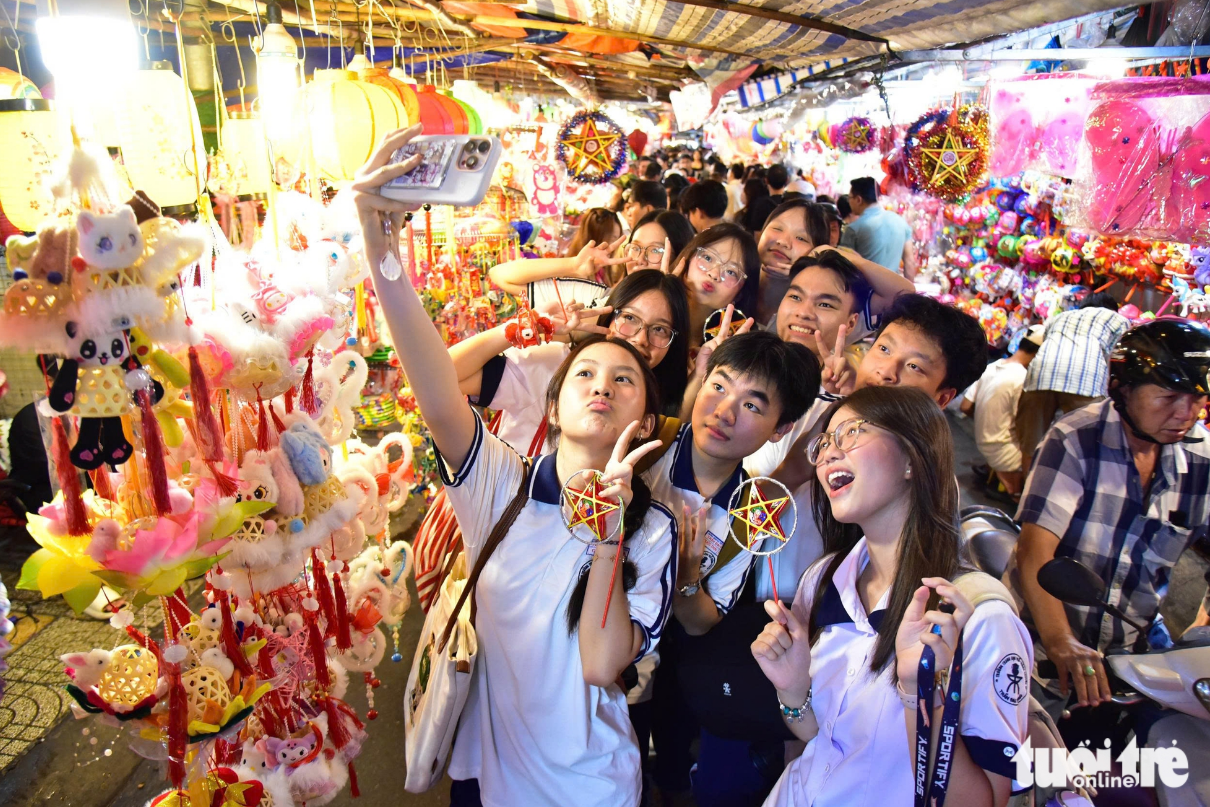 Children enjoying the Mid-Autumn Festival in Vietnam.