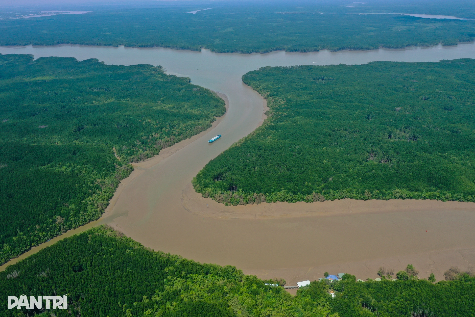 The Can Gio Mangrove Biosphere Reserve is located approximately 40 km southeast of Ho Chi Minh City center and was the first biosphere reserve in Vietnam to be recognized by UNESCO, on January 21, 2000.