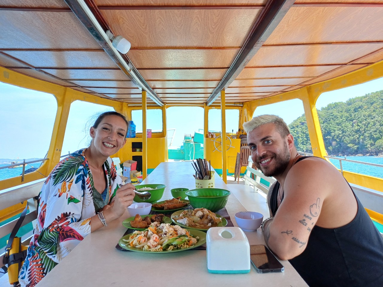 Prioritizing a private customer experience, VietnamFishingTours.vn’s VIP fishing tours stand out for their unique ability to customize itineraries according to the specific preferences of each group of international anglers.