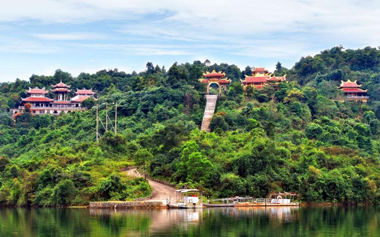 Truc Lam Zen Monastery