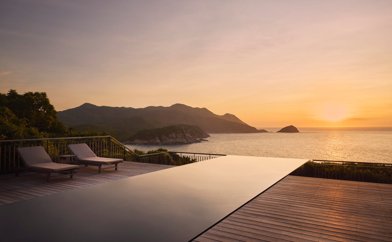 Relaxing spa at the 6-star Amanoi resort.