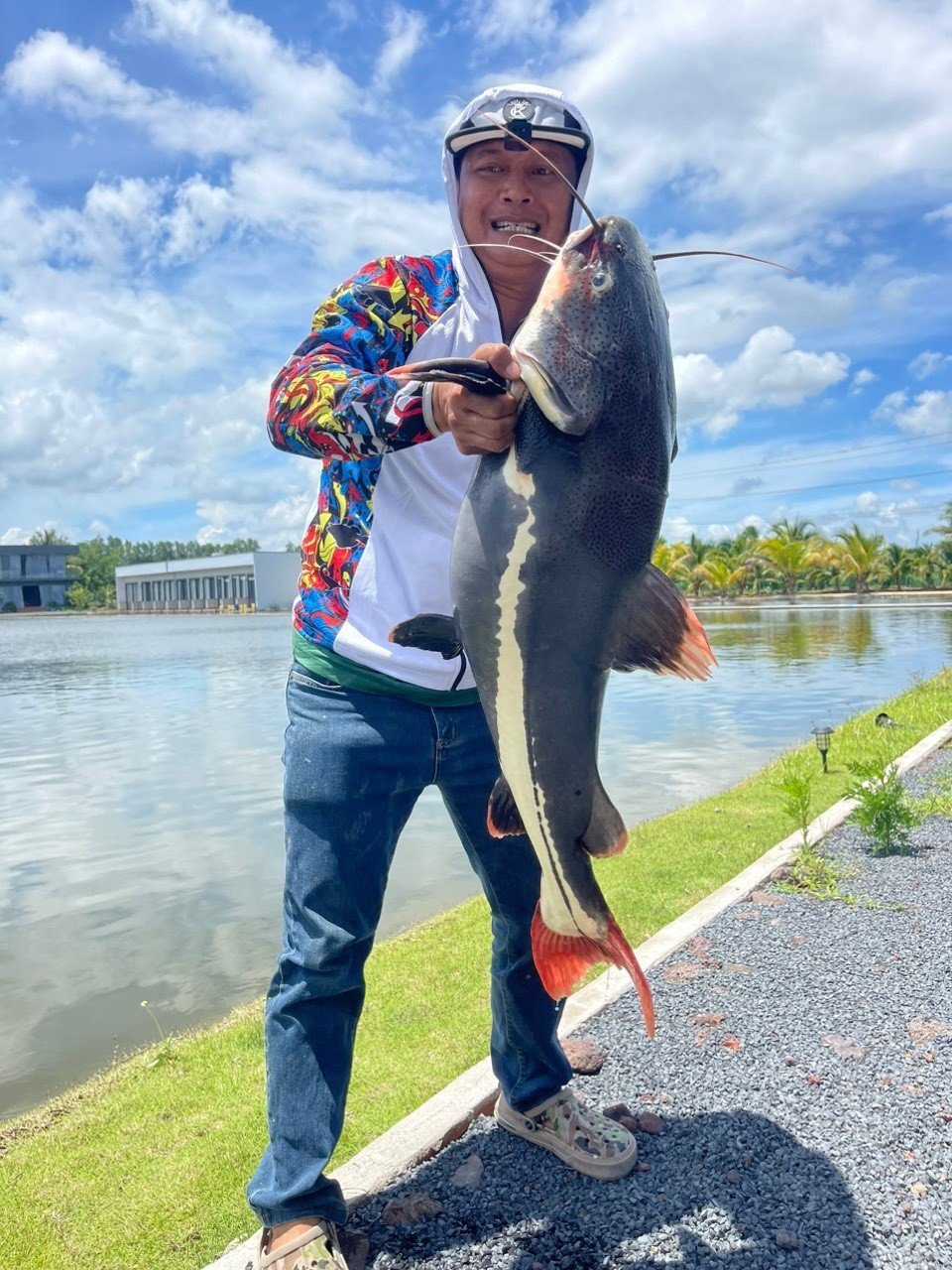 Ho Chi Minh: Giant Monster Fishing Day Tour