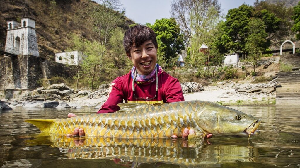 Golden-Mahseer-viet-nam-fishing-tour-trip-12