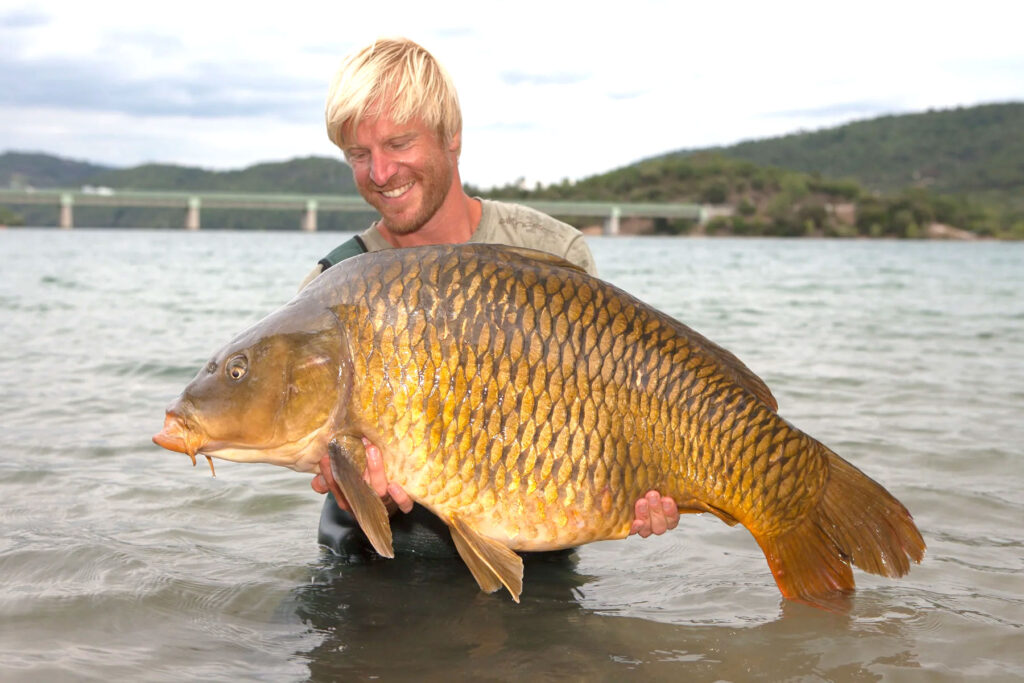 giant-river-carp-viet-nam-fishing-tours-trips