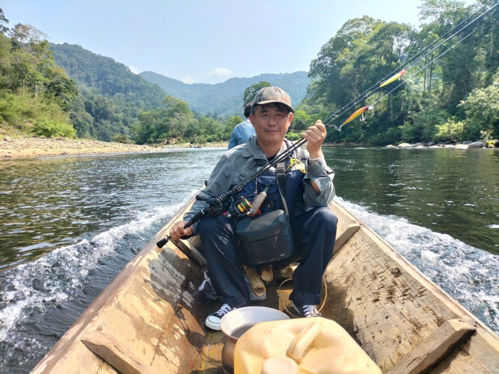 Fishing-in-Laos-mekong-fishing-tours-trip