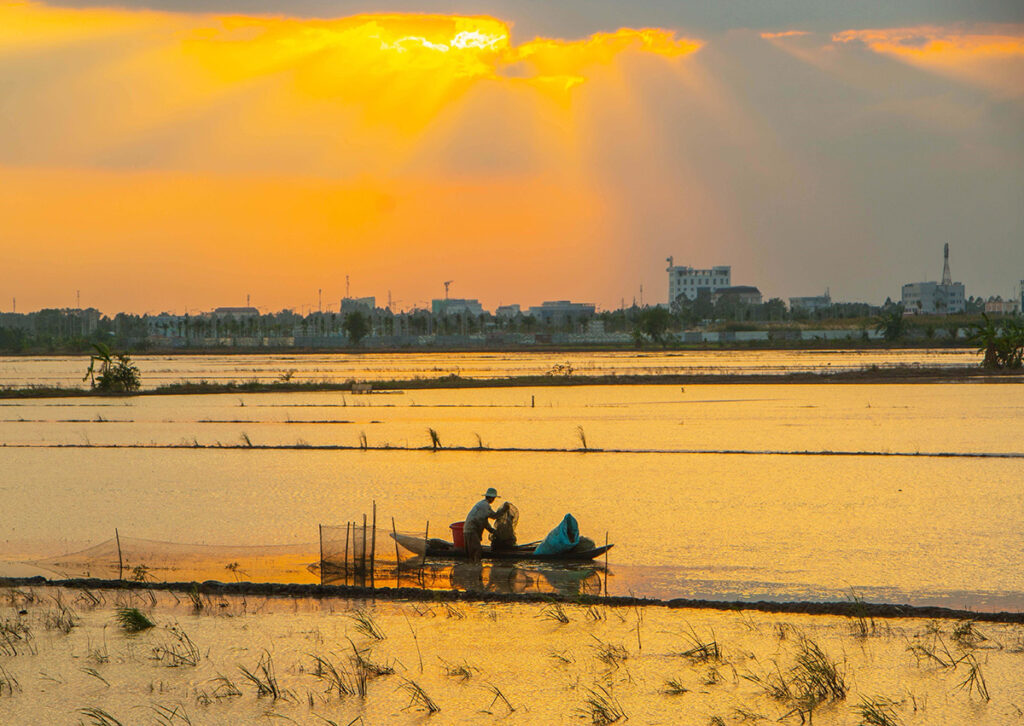 mekong-river-fishing-in-vietnam