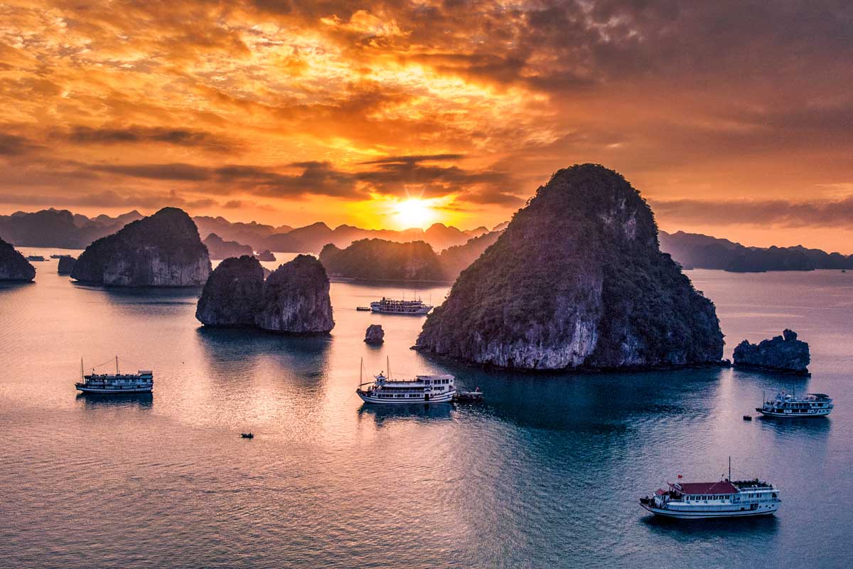 Ha Long Bay